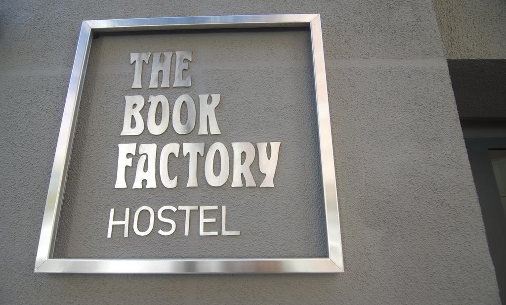 The Book Factory Hostel Valladolid Eksteriør billede