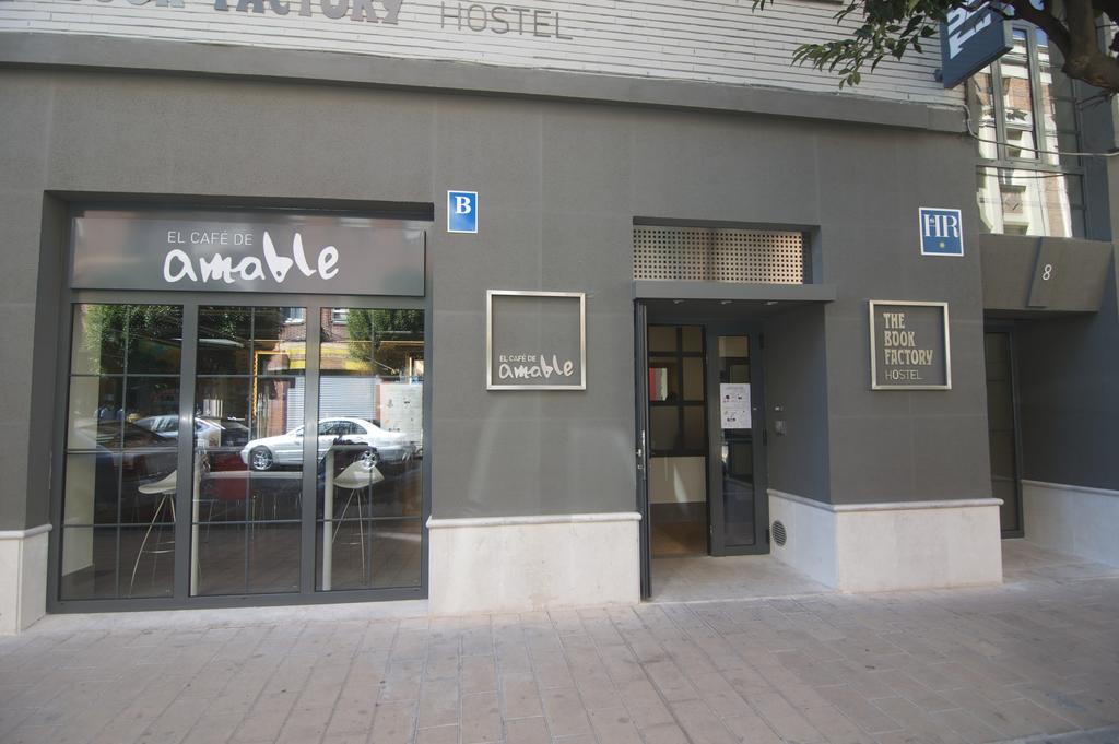 The Book Factory Hostel Valladolid Eksteriør billede