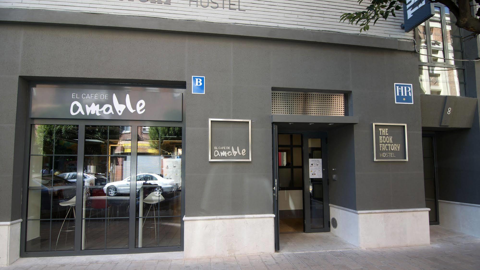 The Book Factory Hostel Valladolid Eksteriør billede